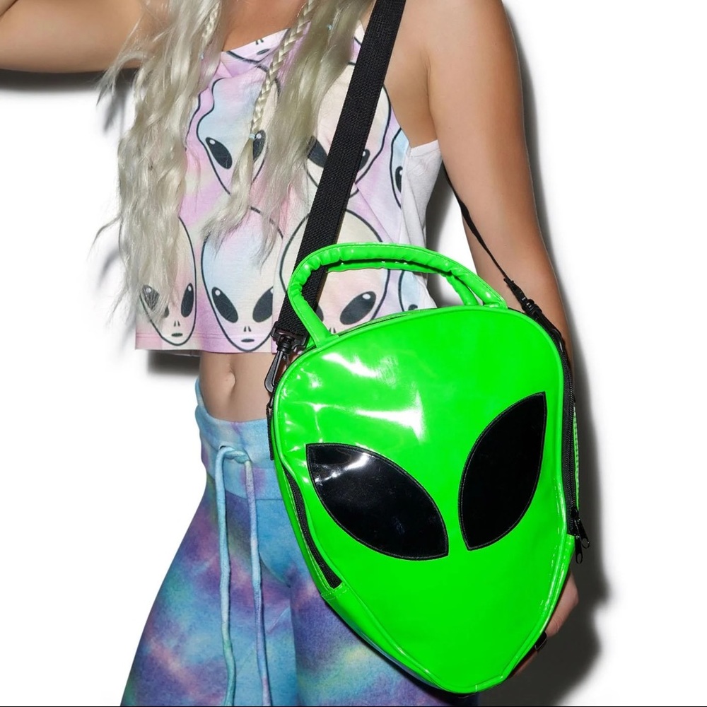 👽 Killstar Alien Patent Vinyl Bag